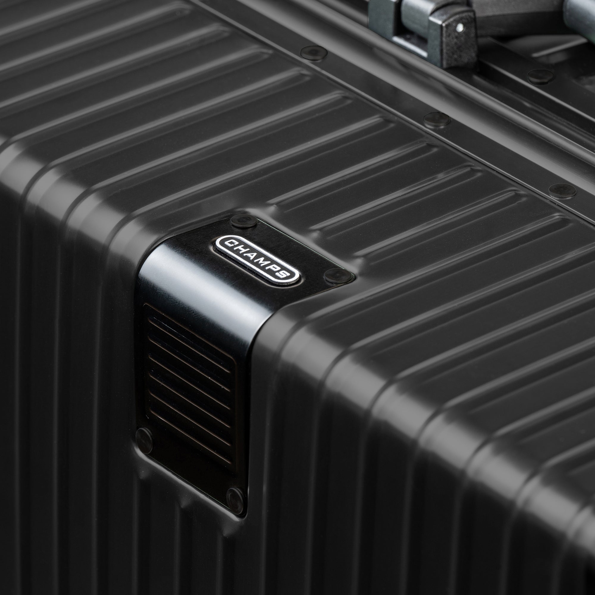 Elite / Aluminum 2-Piece Luggage Set