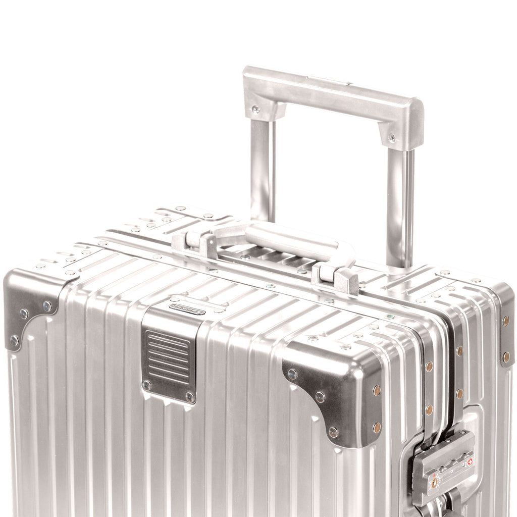 Elite / Aluminum Carry-on