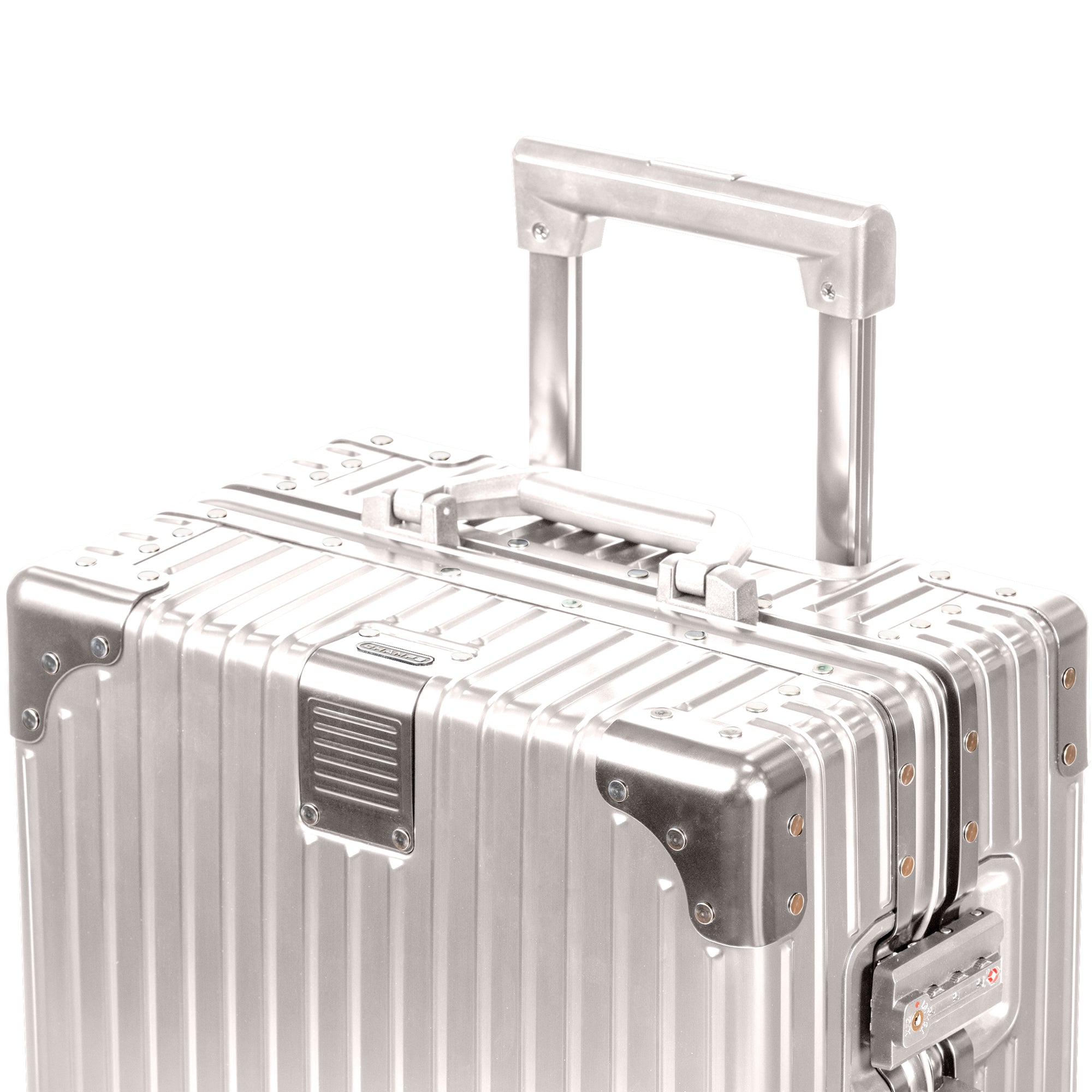 Elite / Aluminum Carry-on