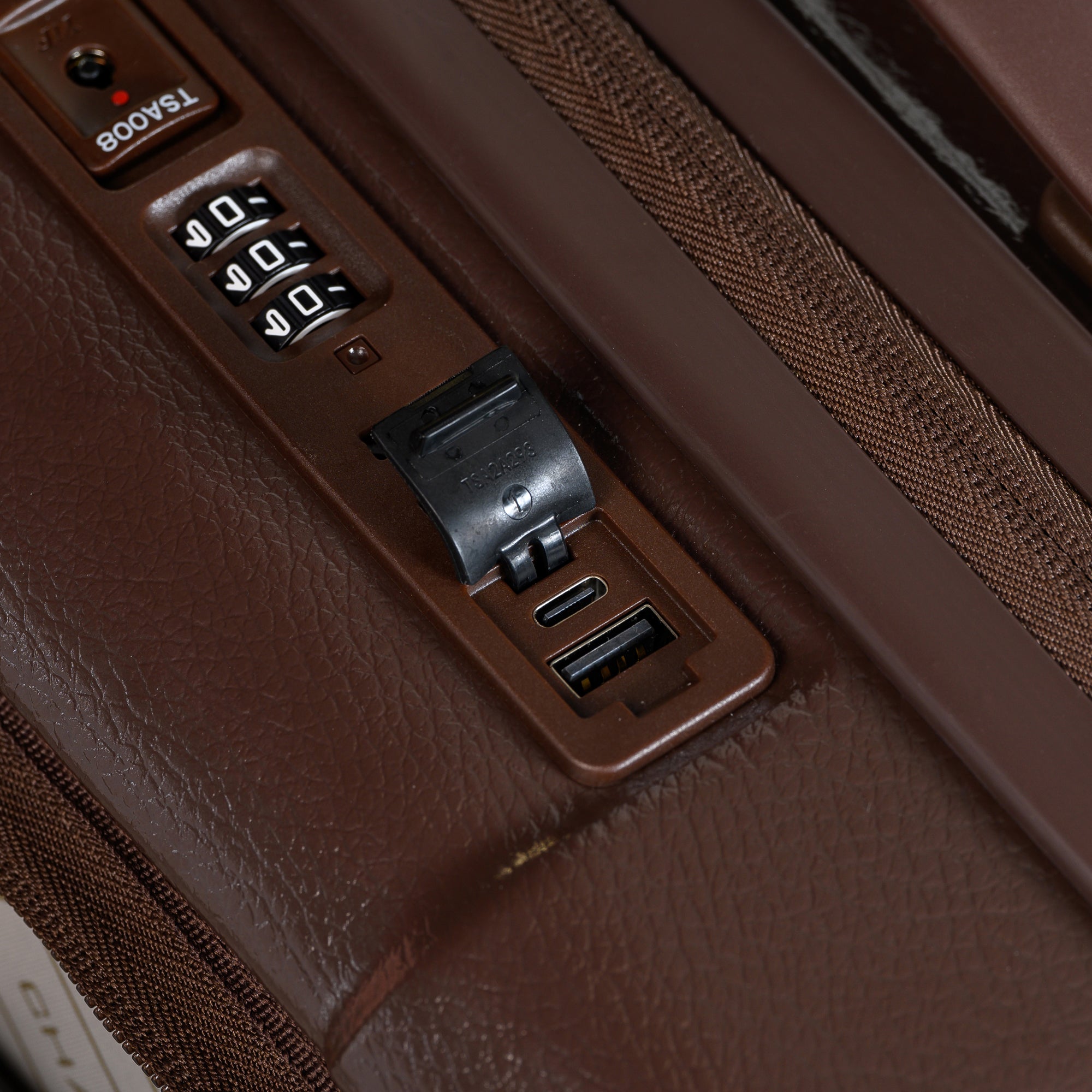 Onyx / Carry-on